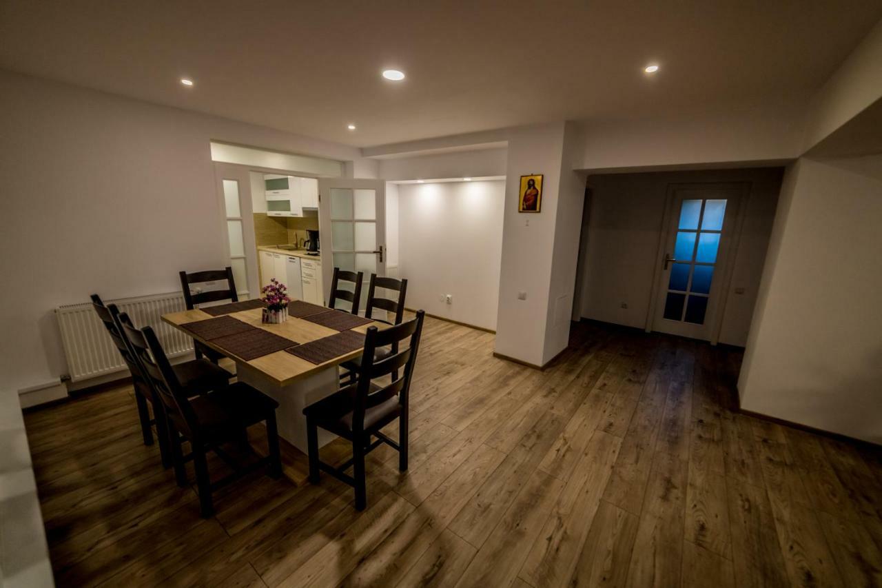 Apartament Sorina Maria Lejlighed Deva Eksteriør billede
